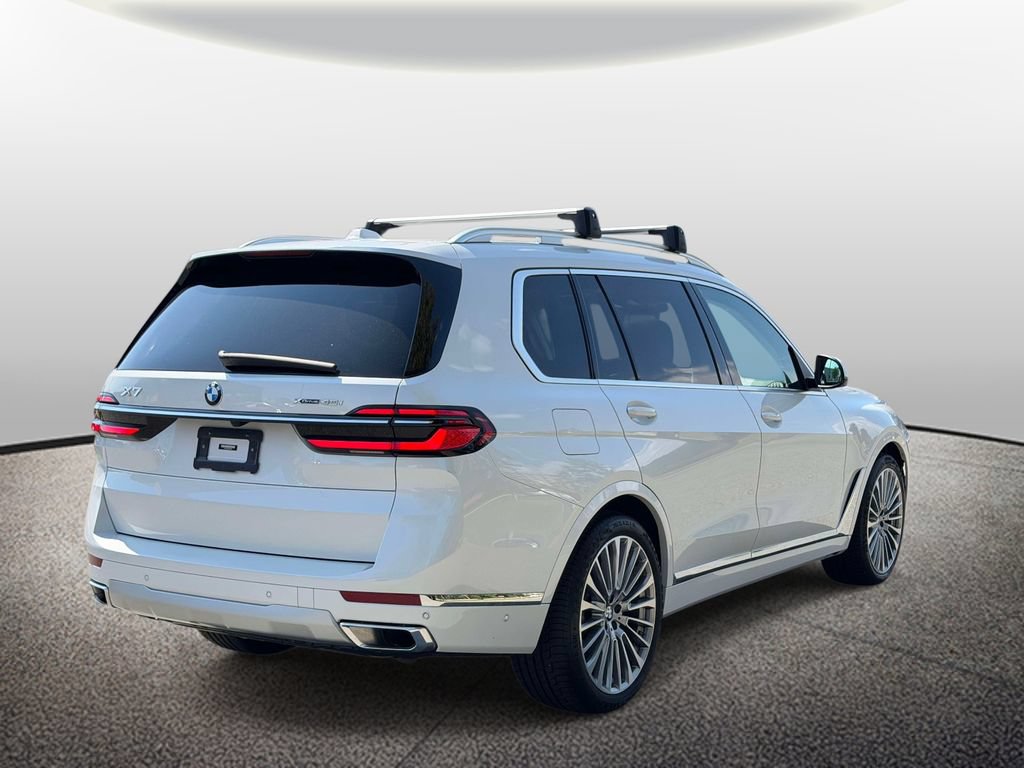 Used 2023 BMW X7 xDrive40i w/ Executive Package AWD/4WD image 2