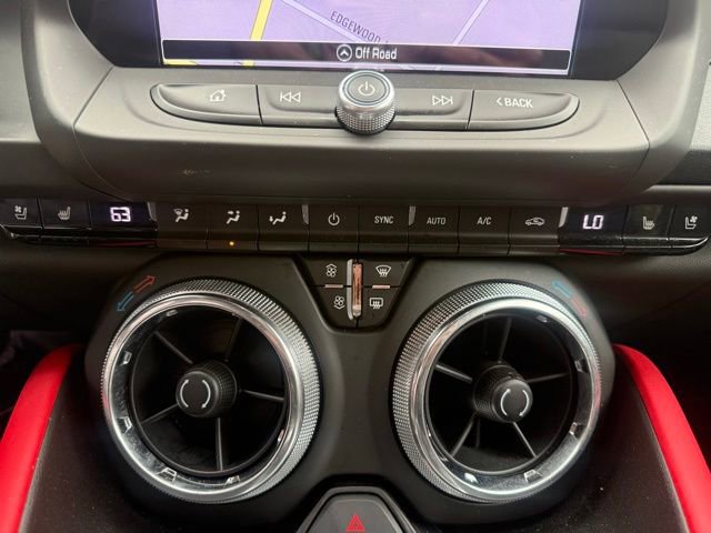 Used 2018 Chevrolet Camaro SS RWD image 12