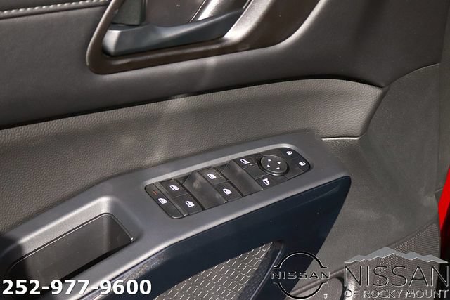 New 2026 Nissan Pathfinder SV w/ Cargo Package FWD image 9