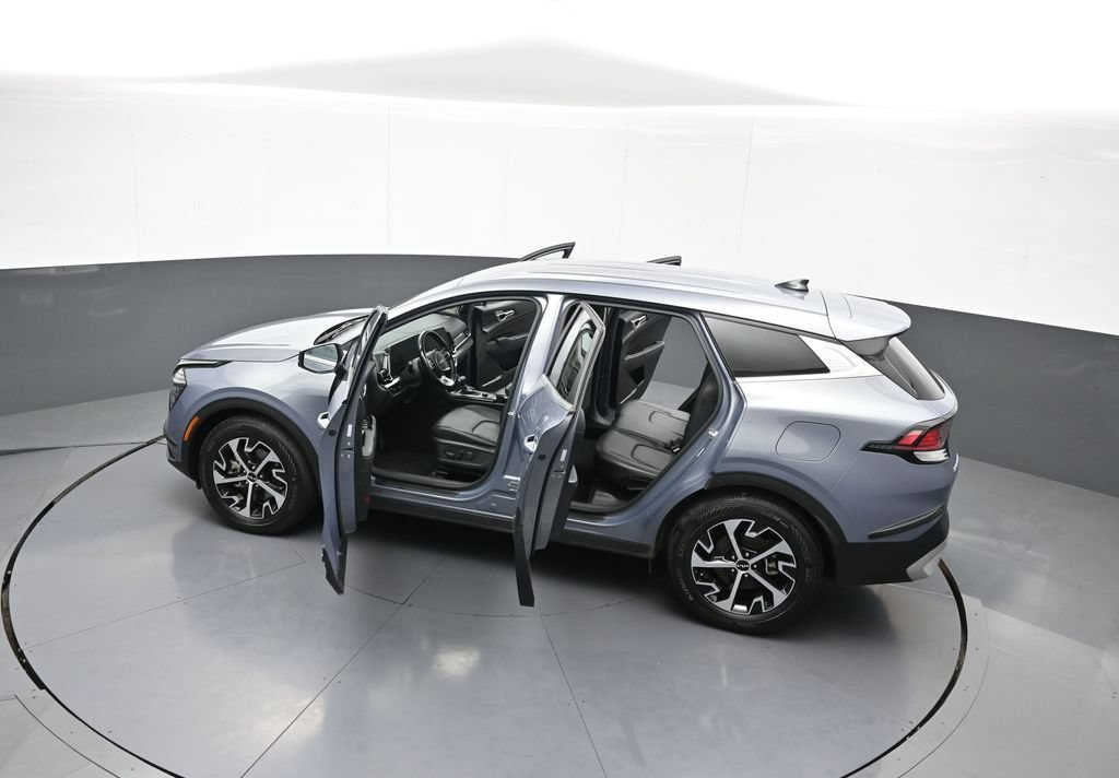 Certified 2024 Kia Sportage EX FWD image 43
