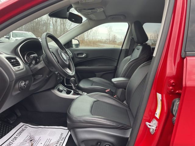 Used 2019 Jeep Compass Latitude w/ Popular Equipment Group image 22