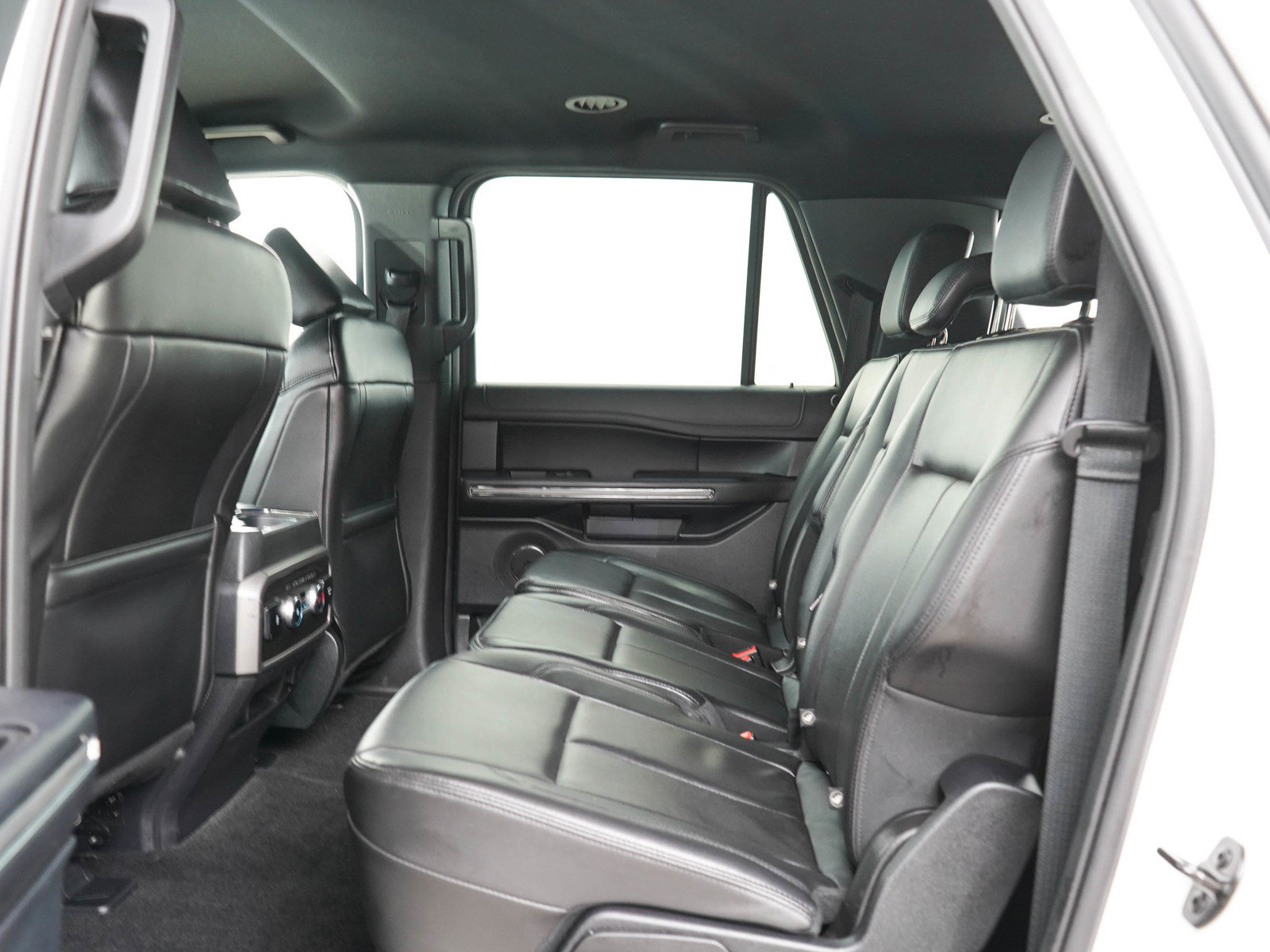 Used 2021 Ford Expedition Max XLT AWD/4WD image 16