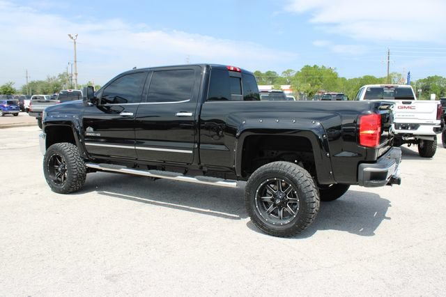 Used 2017 Chevrolet Silverado 2500 LTZ w/ Duramax Plus Package AWD/4WD image 7