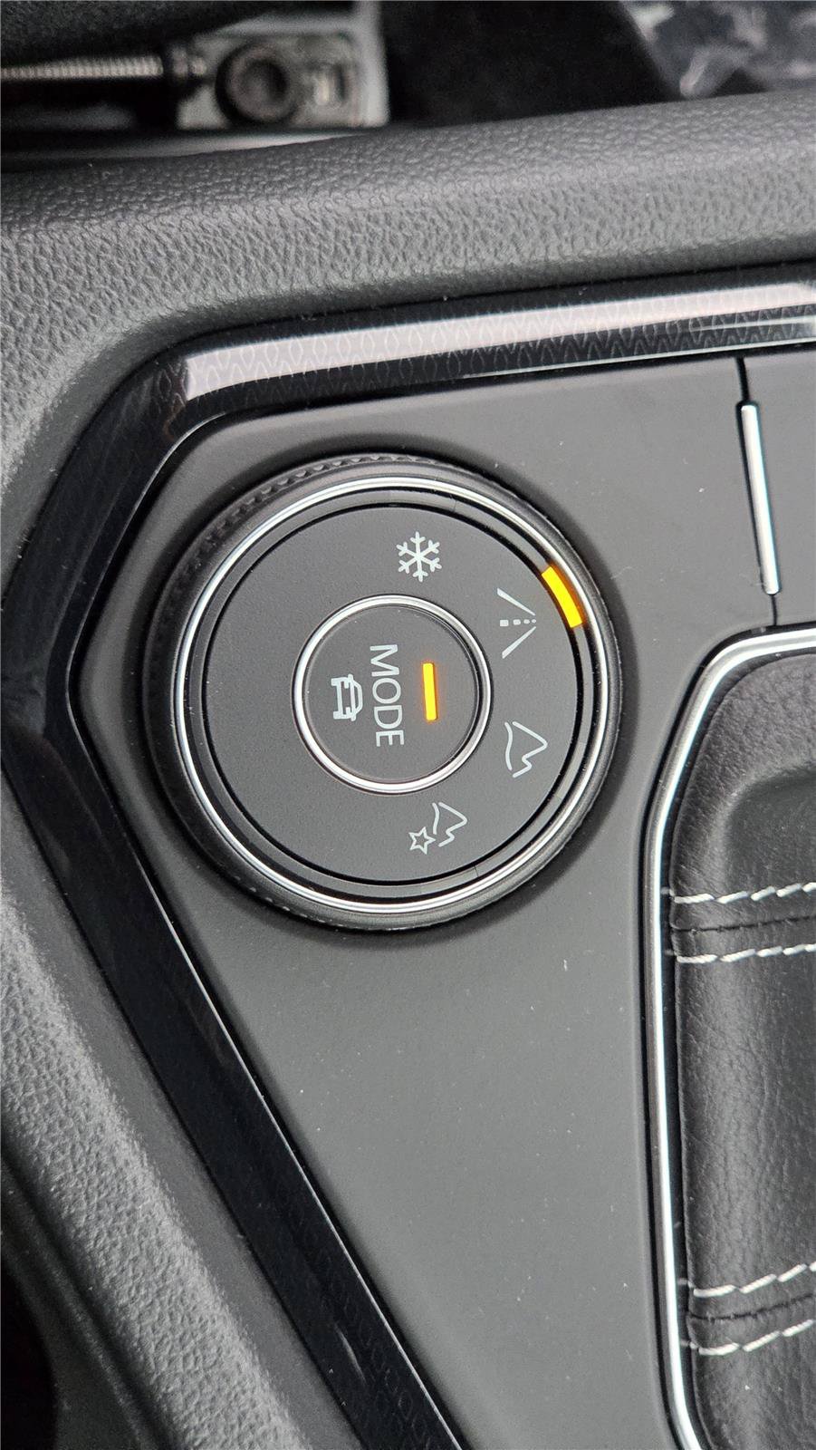 New 2026 Volkswagen Taos SE AWD/4WD image 23