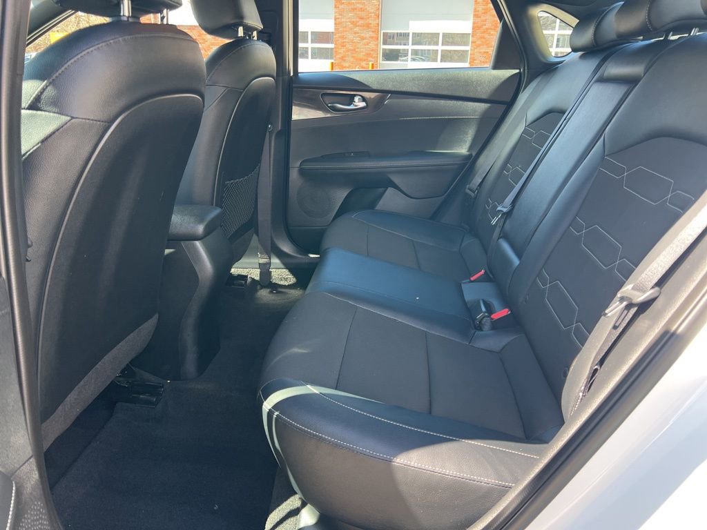Certified 2023 Kia Forte GT-Line image 27