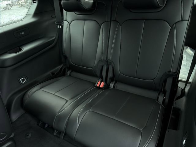 New 2026 Jeep Grand Cherokee L Limited image 19