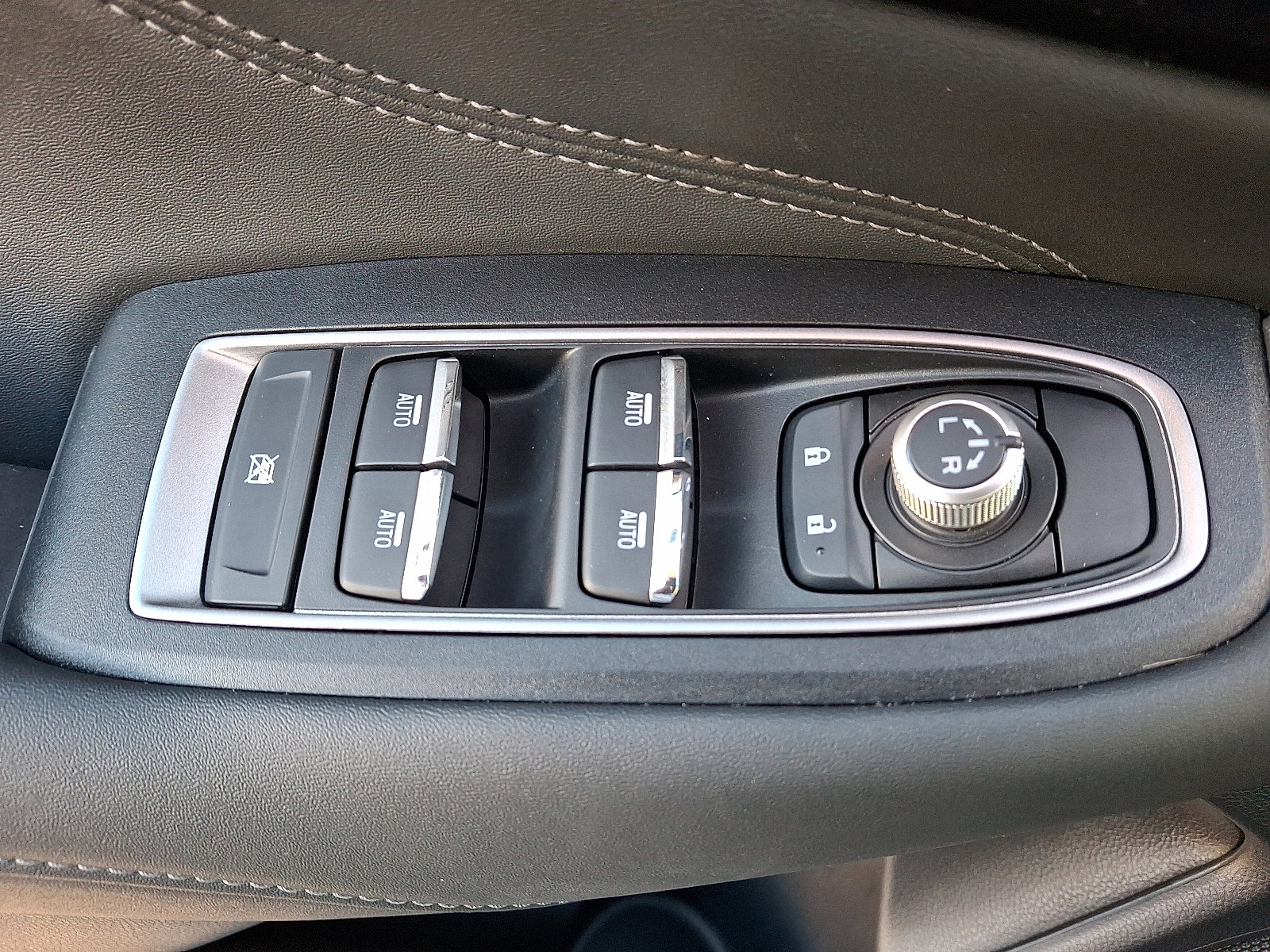 Certified 2025 Subaru Outback Limited image 20