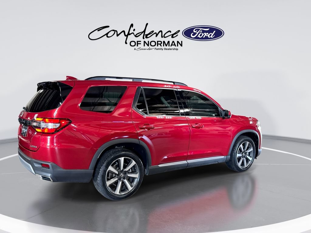Used 2023 Honda Pilot Touring image 9