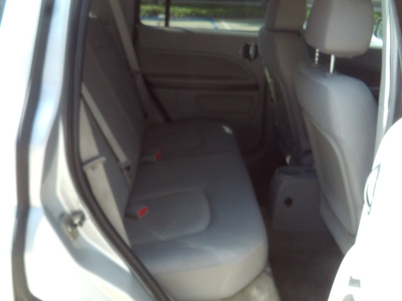 Used 2010 Chevrolet HHR LT FWD image 13