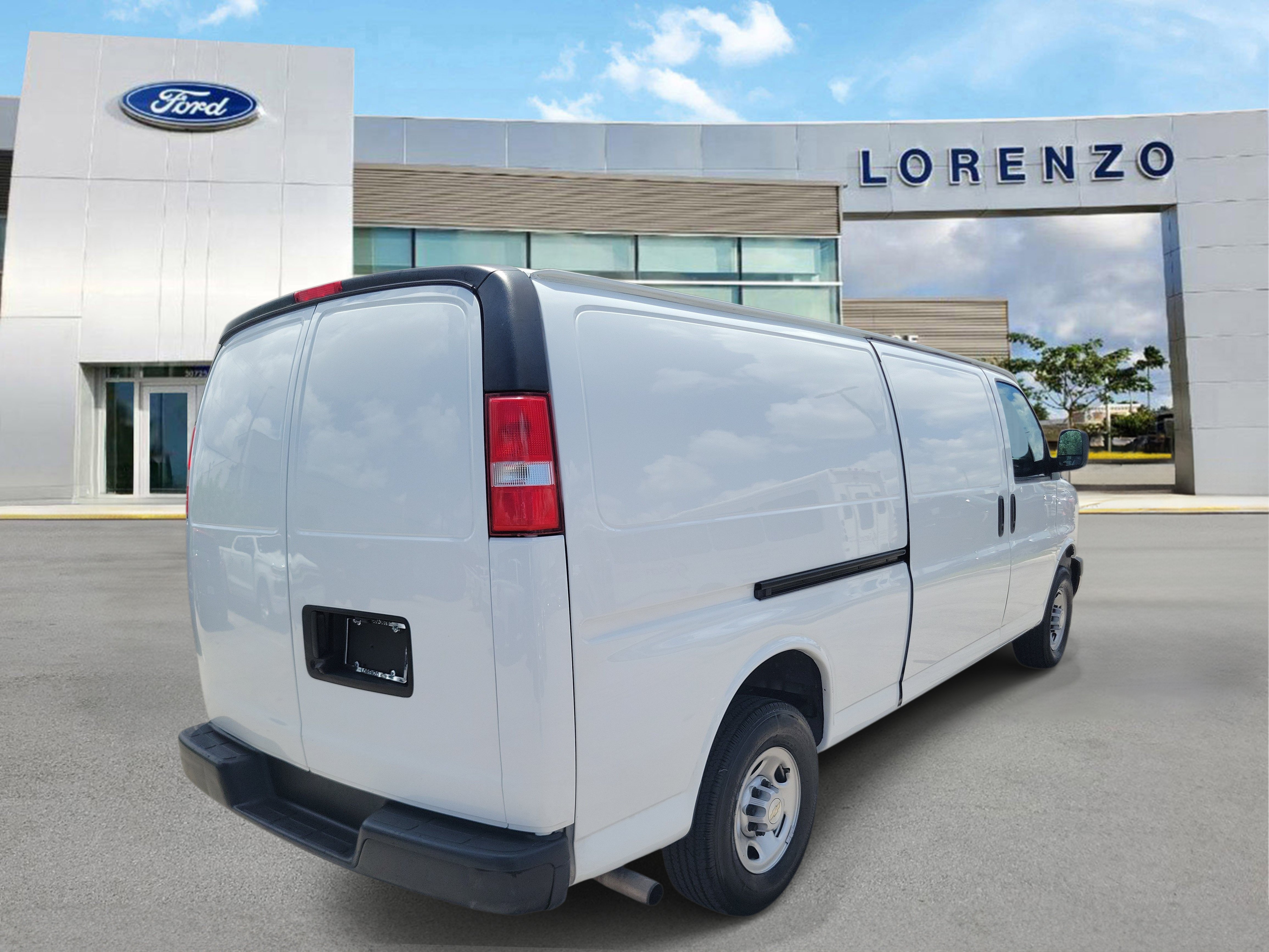 Used 2023 Chevrolet Express 2500 Extended w/ Driver Convenience Package RWD image 5