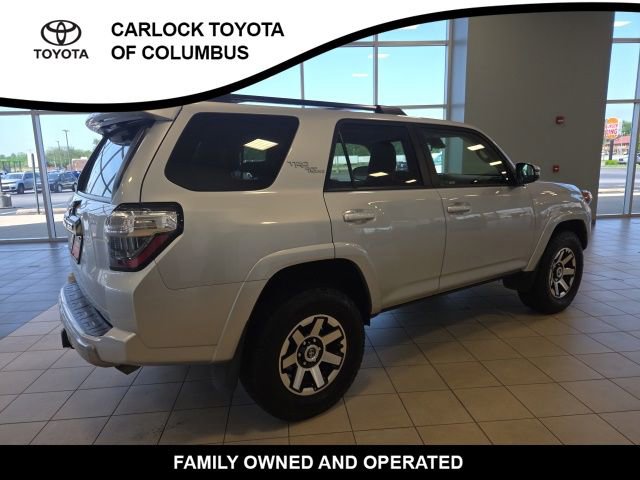 Used 2020 Toyota 4Runner TRD Off-Road Premium AWD/4WD image 7