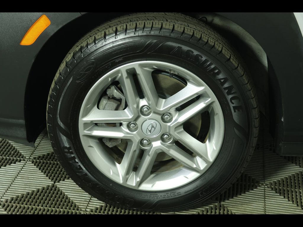 Used 2022 Hyundai Kona SE AWD/4WD image 5