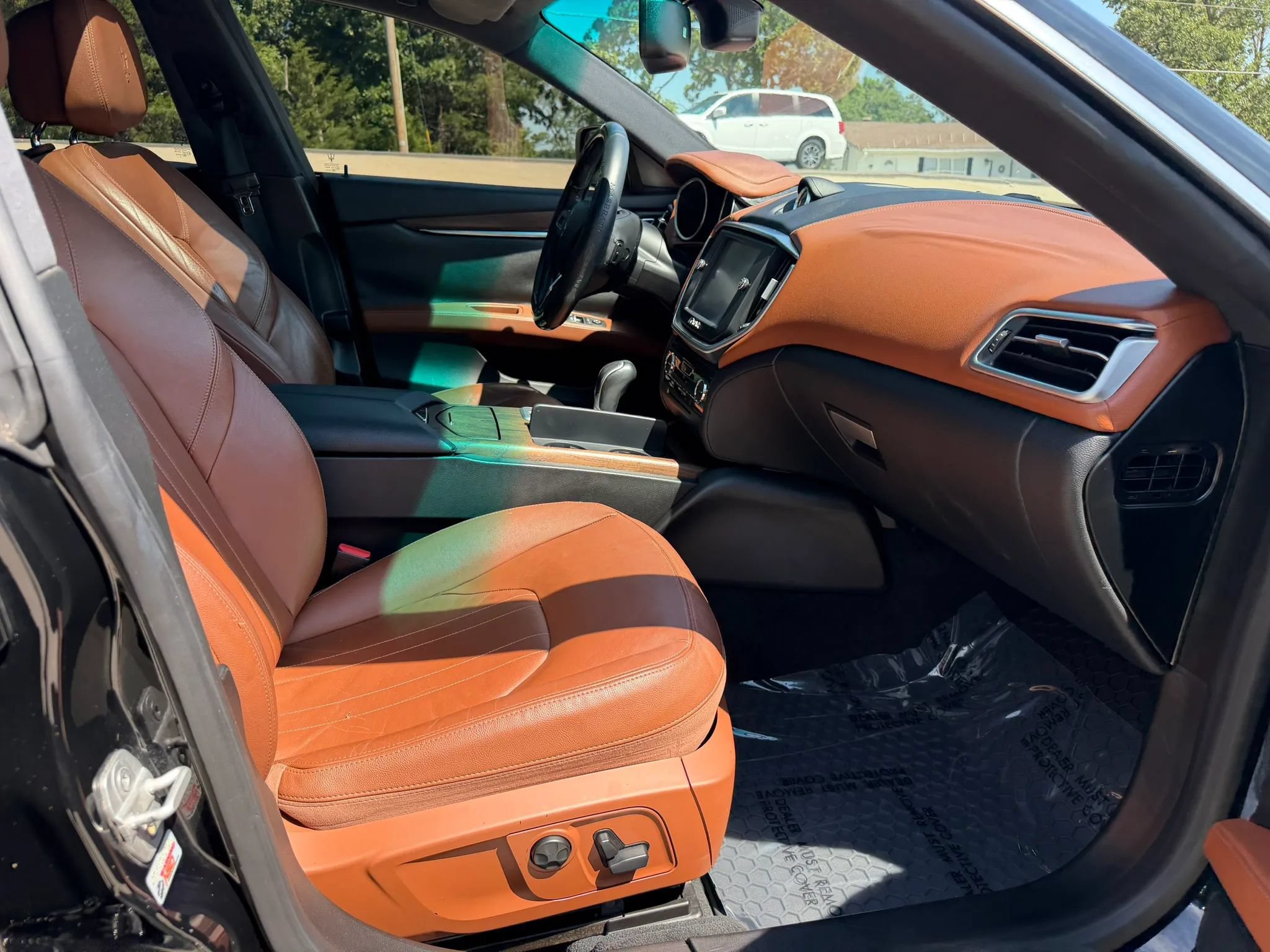 Used 2016 Maserati Ghibli S RWD image 46