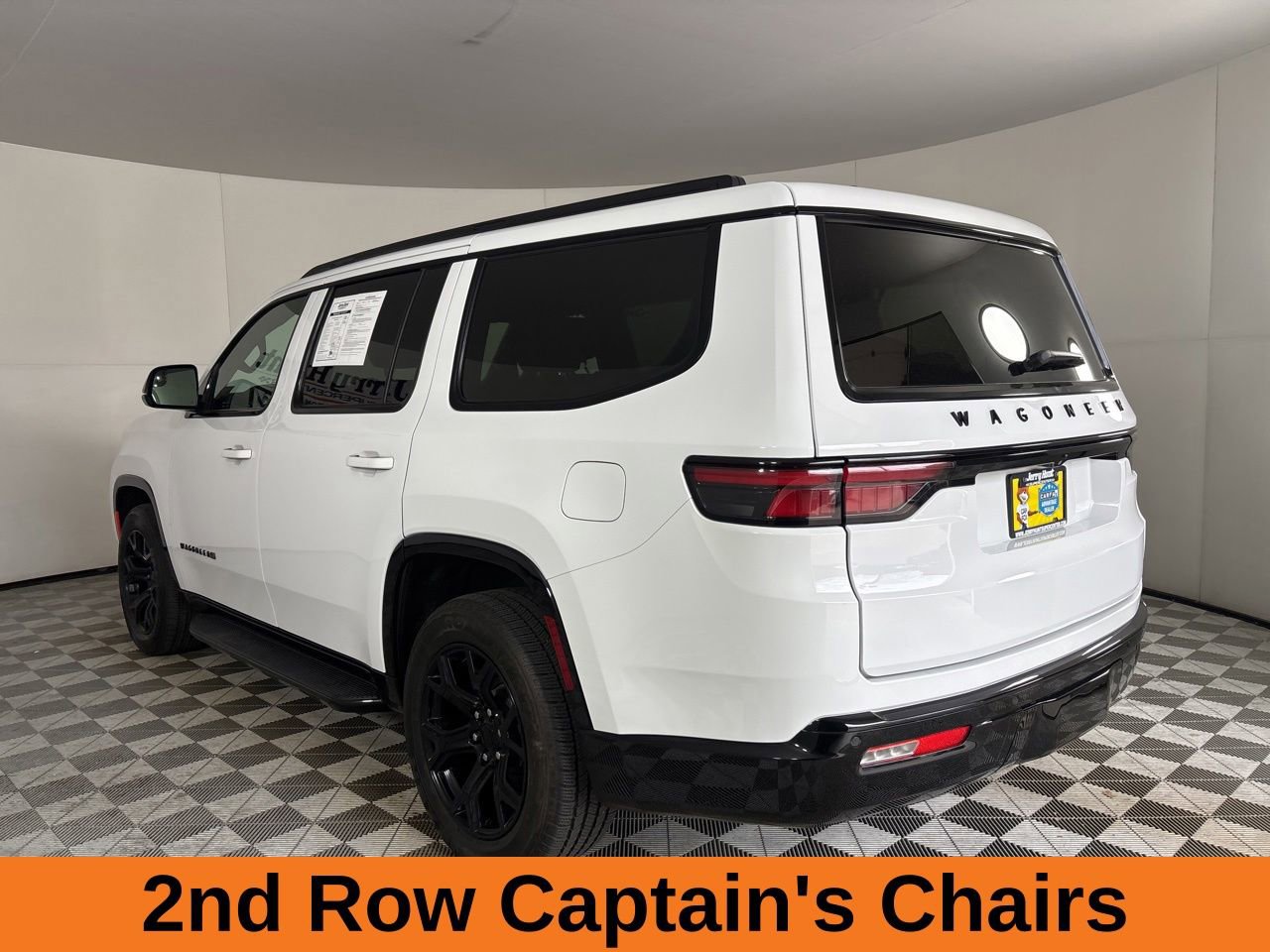 Used 2024 Jeep Wagoneer Series II AWD/4WD image 7