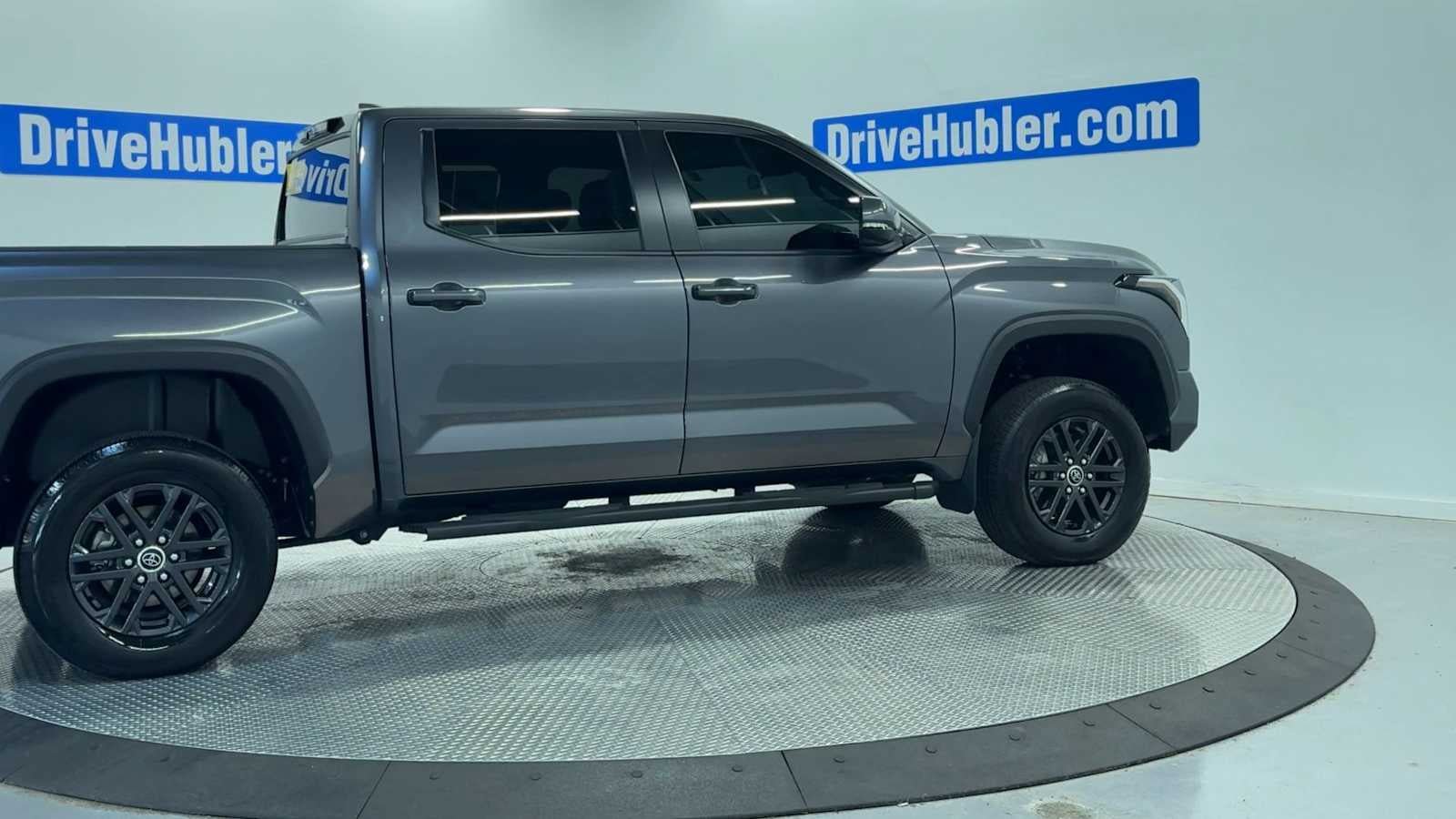Used 2024 Toyota Tundra SR5 AWD/4WD image 4