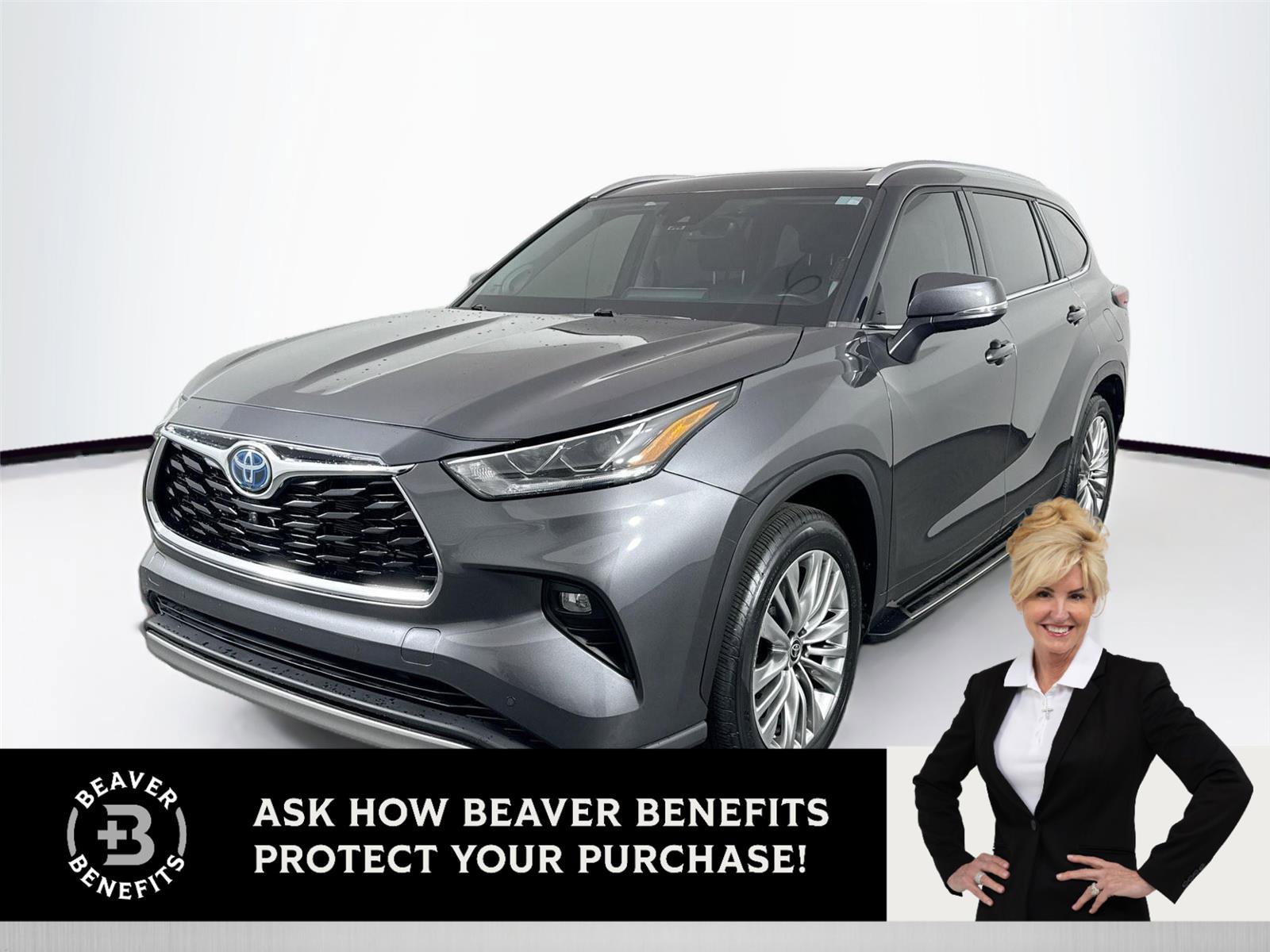 Used 2022 Toyota Highlander Platinum FWD image 1