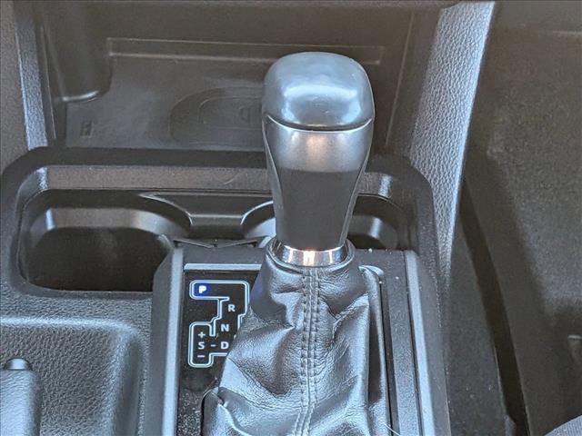 Used 2017 Toyota Tacoma TRD Off-Road w/ Tow Package (A/T) image 11