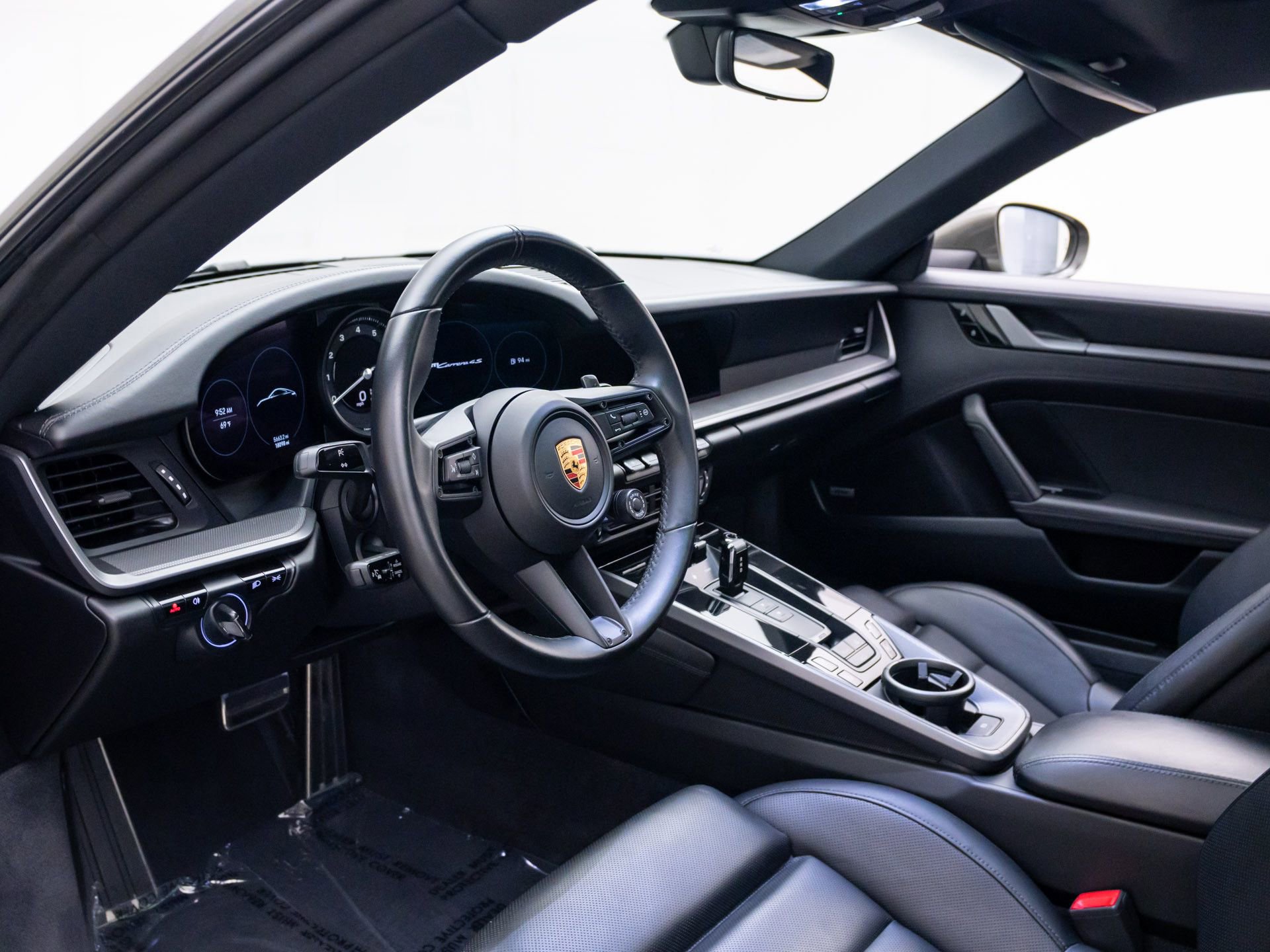 Certified 2020 Porsche 911 Carrera 4S image 4