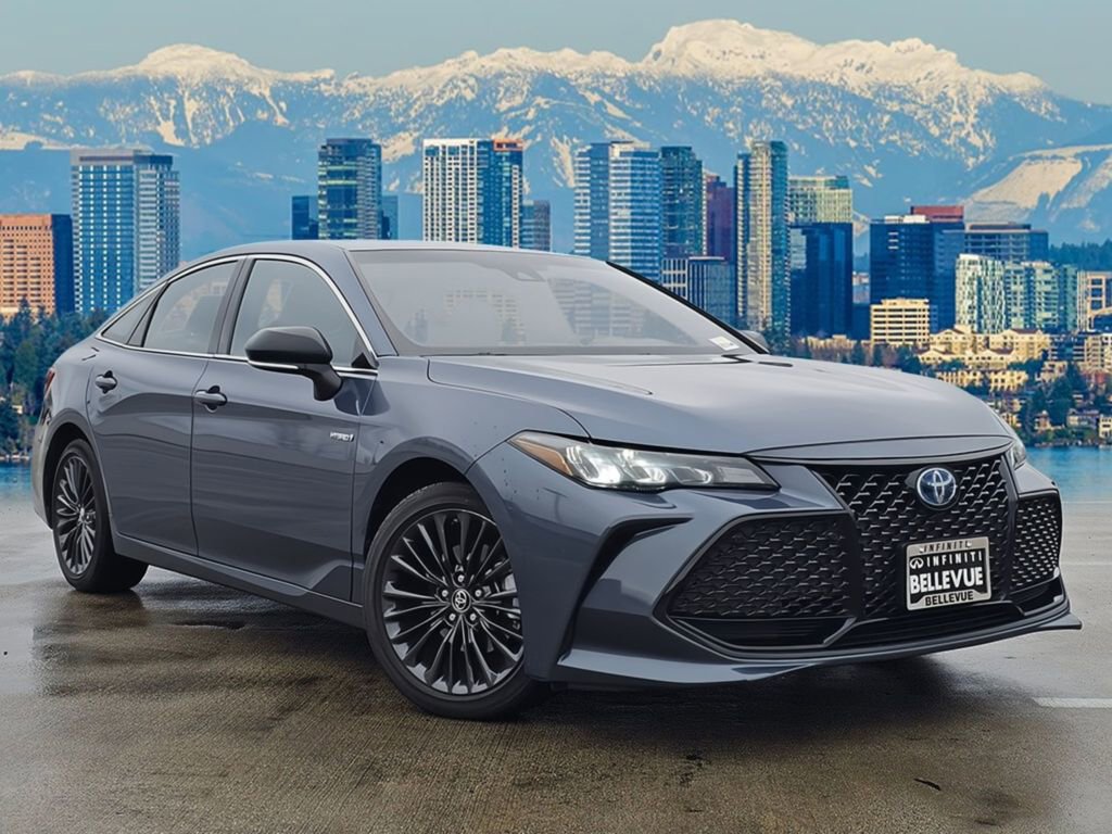 Used 2019 Toyota Avalon XSE w/ All Weather Liner Package
