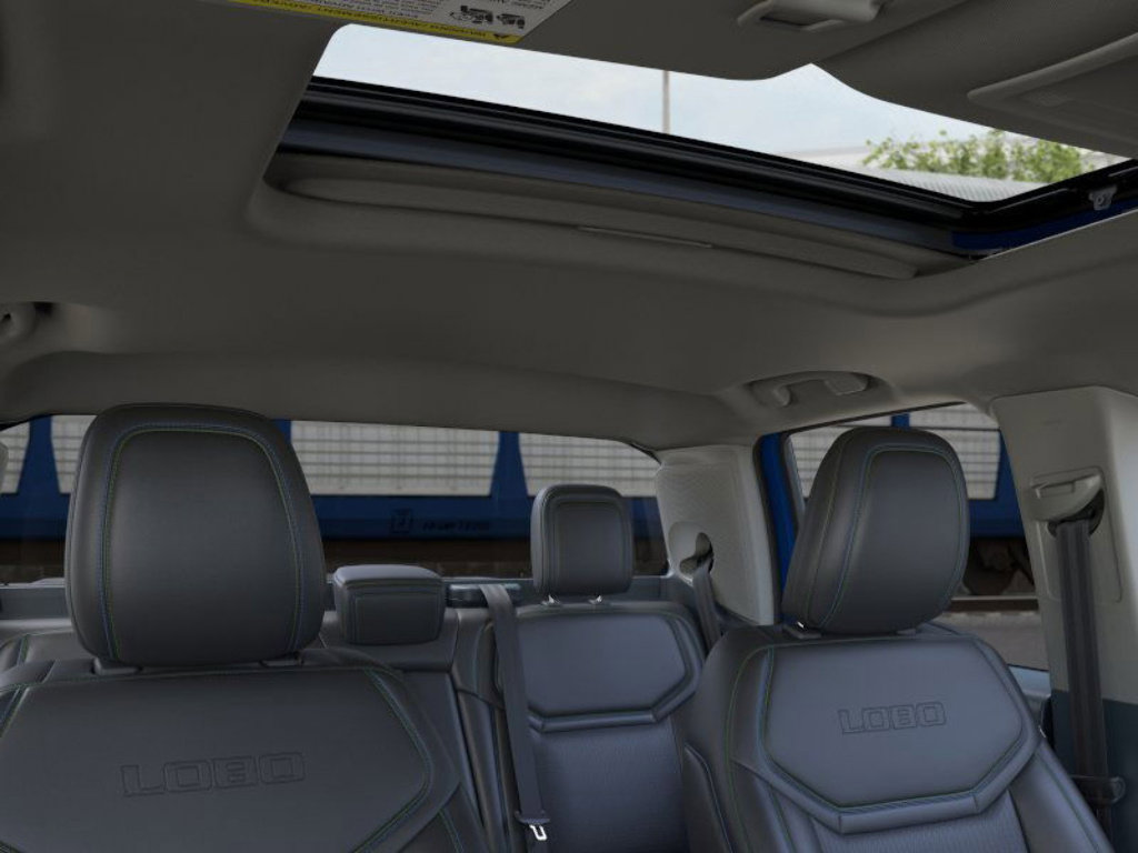 New 2026 Ford Maverick Lobo AWD/4WD image 36