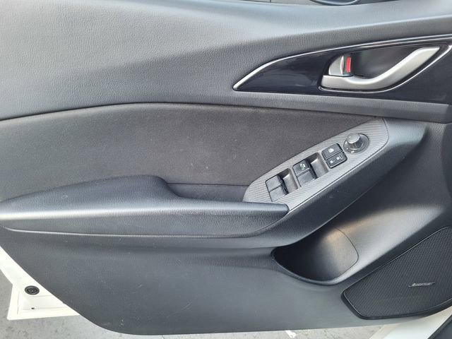 Used 2016 MAZDA MAZDA3 i Touring w/ Popular Equipment Package image 14