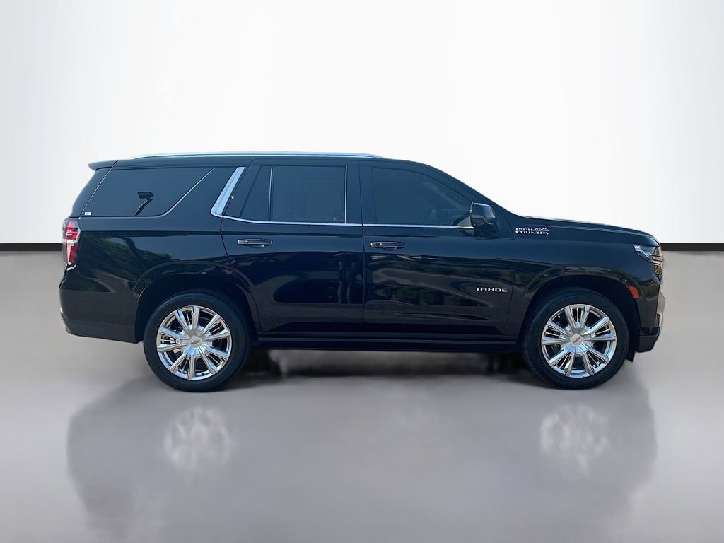 Used 2021 Chevrolet Tahoe High Country w/ Premium Package RWD image 2