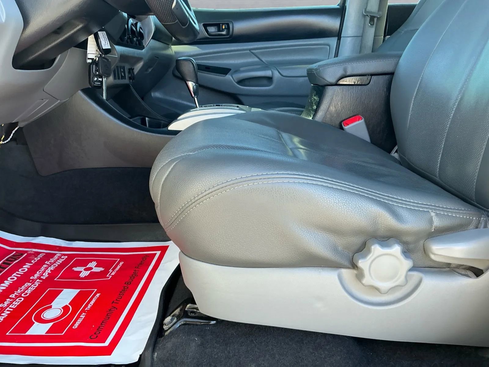 Used 2012 Toyota Tacoma 4x4 Double Cab image 10