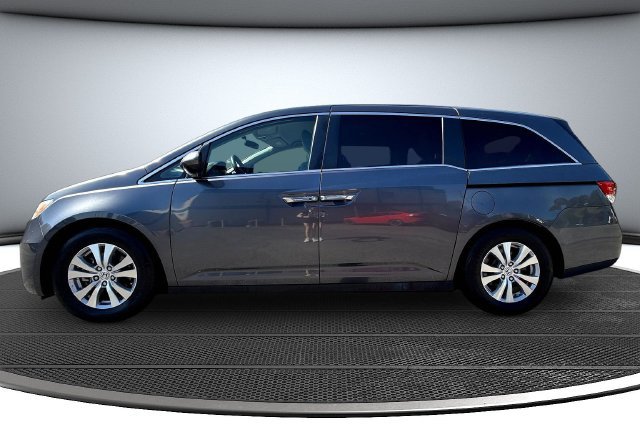 Used 2016 Honda Odyssey SE image 8