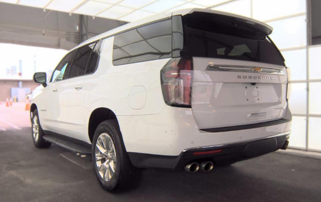 Used 2023 Chevrolet Suburban Premier AWD/4WD image 11