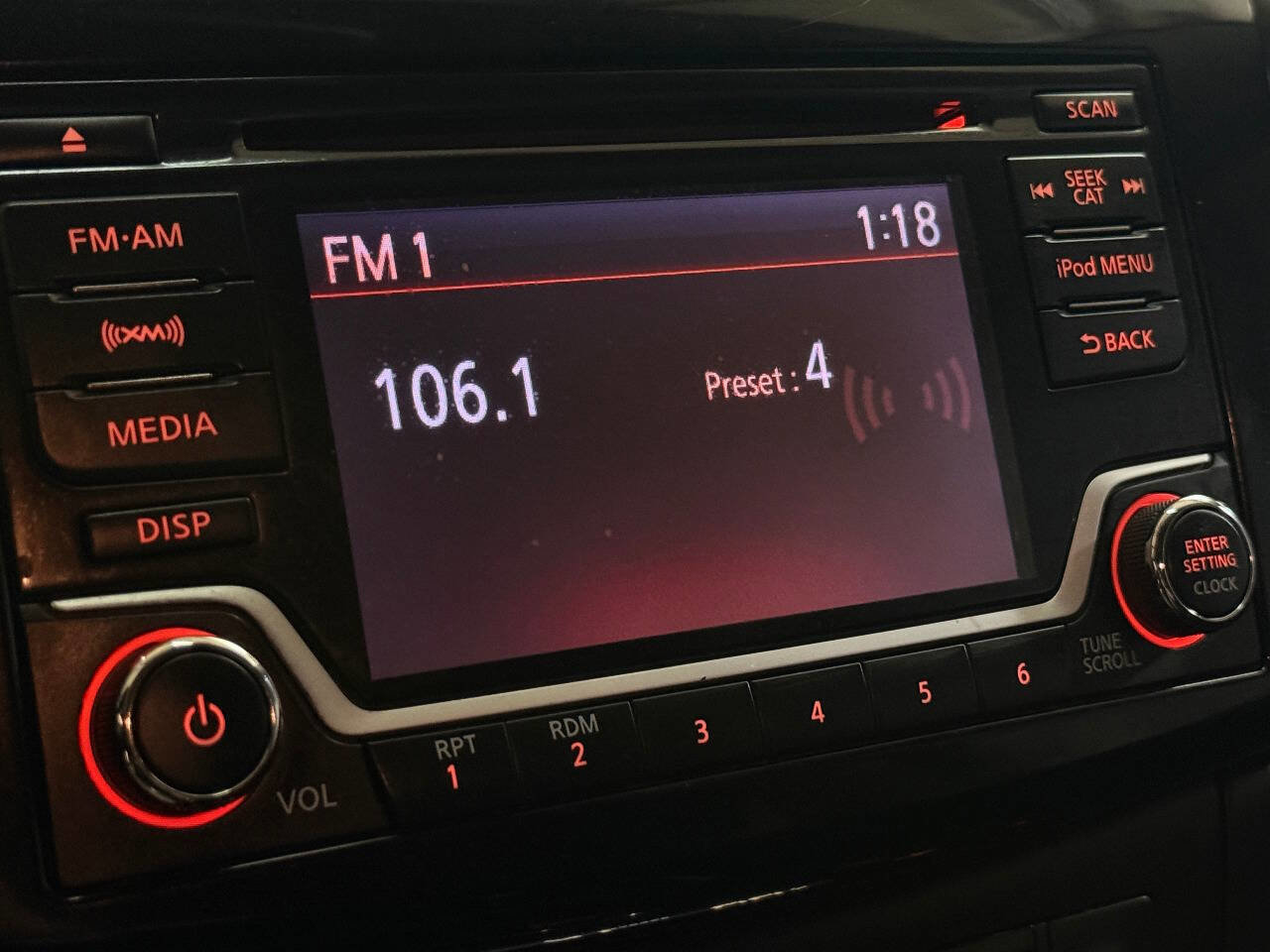 Used 2018 Nissan Sentra SV FWD image 45