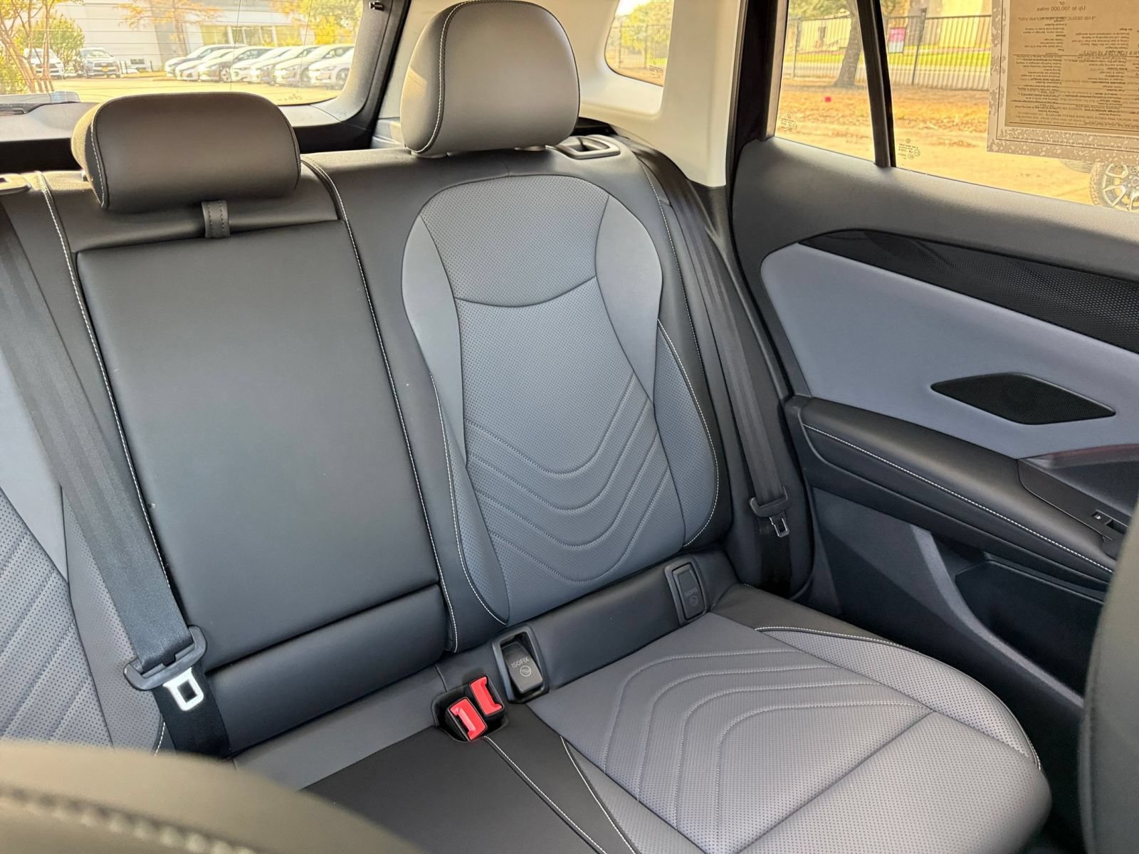 Used 2026 Volkswagen Tiguan SE AWD/4WD image 37