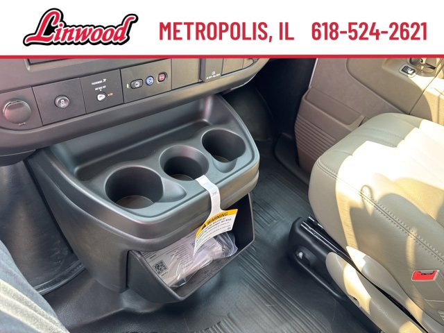 New 2025 GMC Savana 2500 w/ Driver Convenience Package image 21
