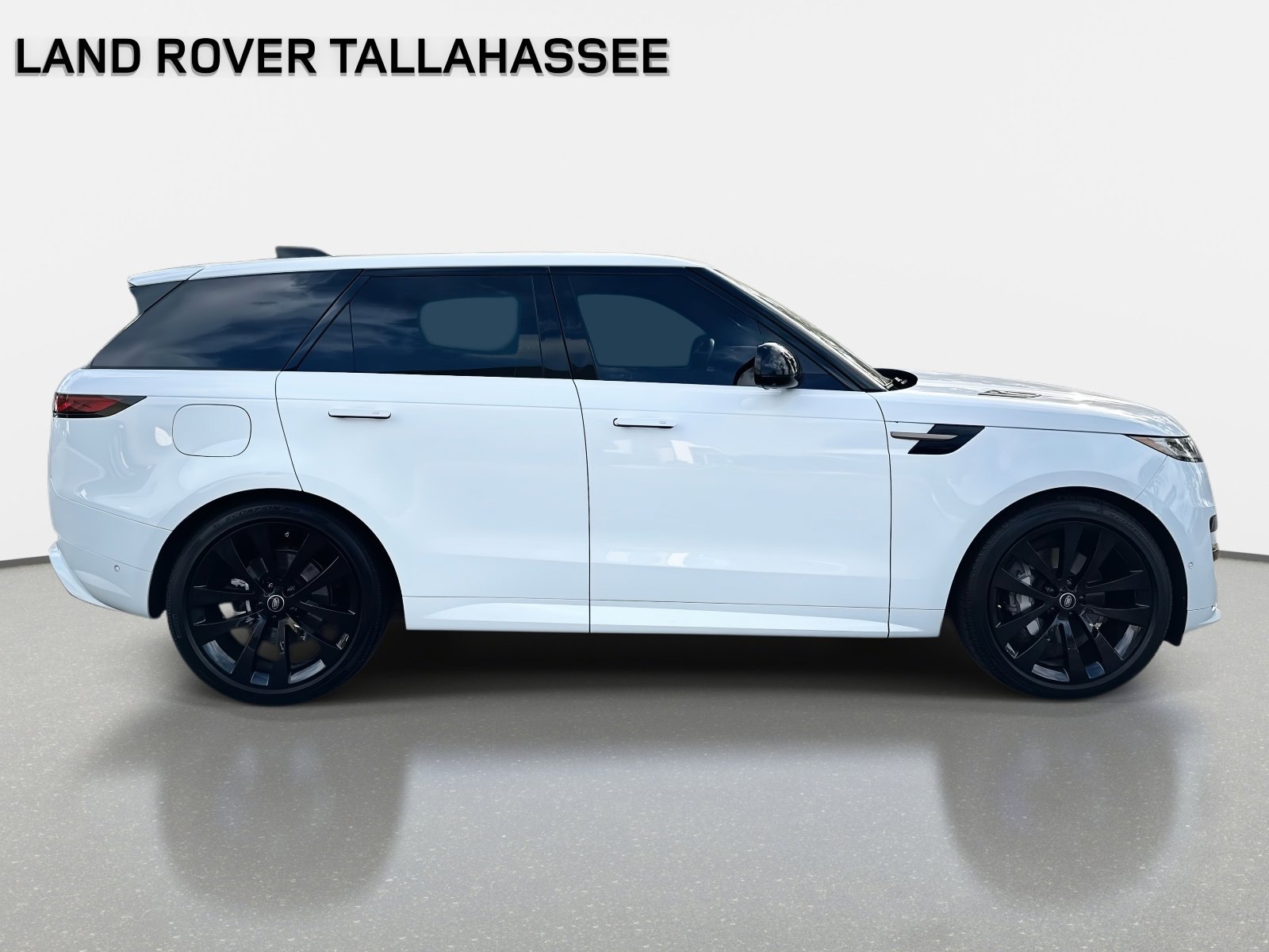 New 2025 Land Rover Range Rover Sport Dynamic SE image 32