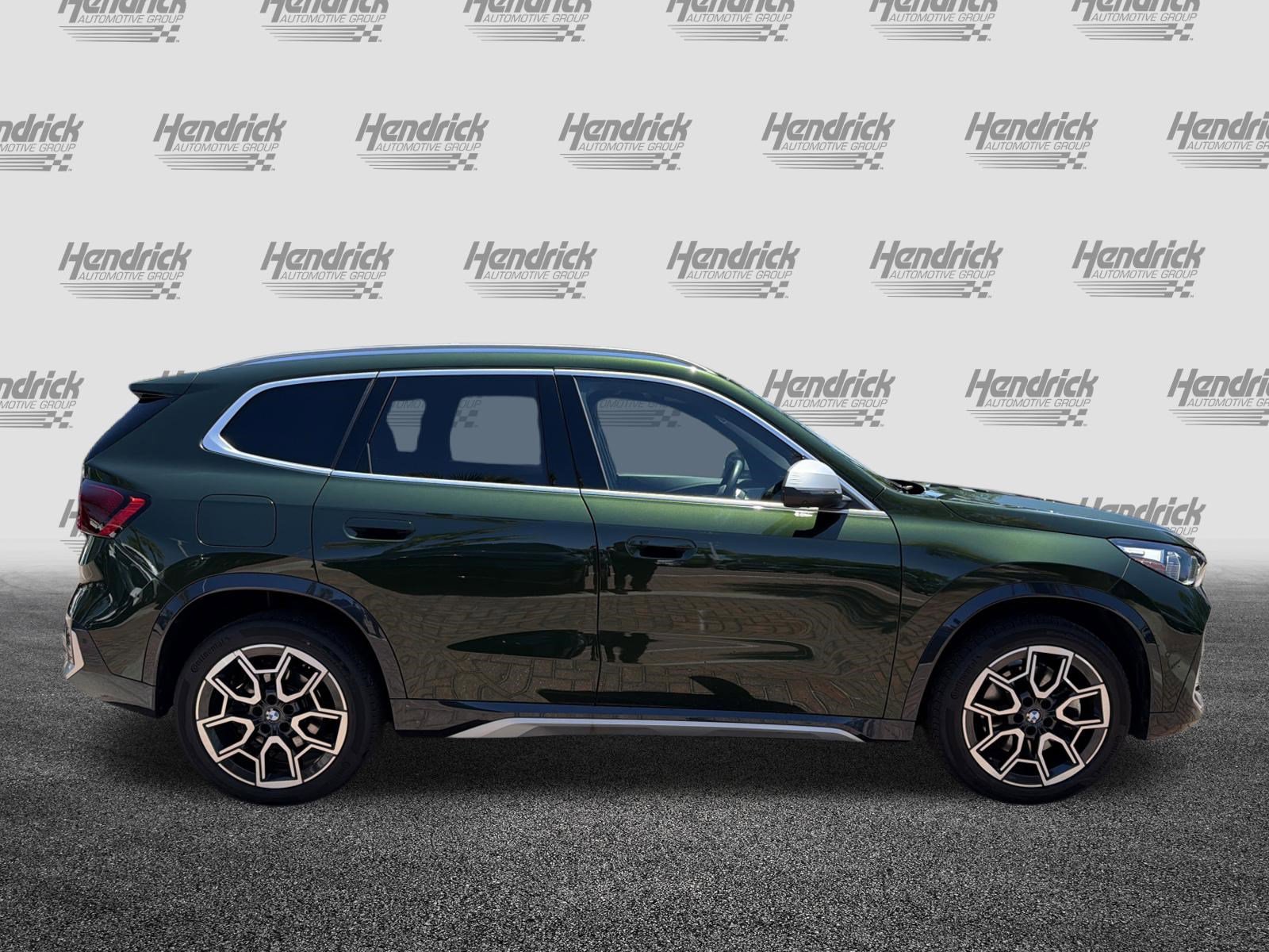 Used 2024 BMW X1 xDrive28i AWD/4WD image 11