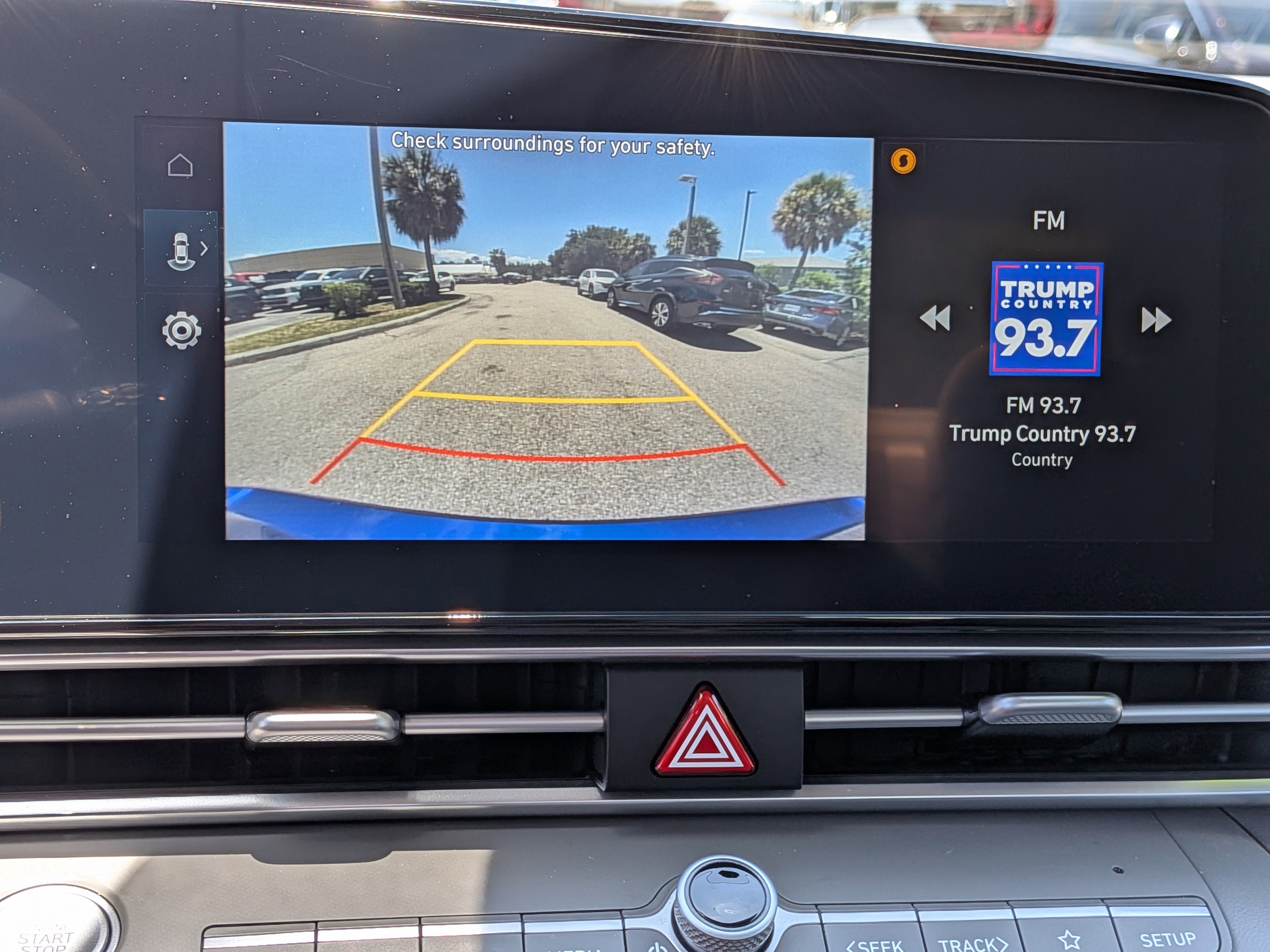 Used 2023 Hyundai Elantra SEL w/ Convenience Package FWD image 31