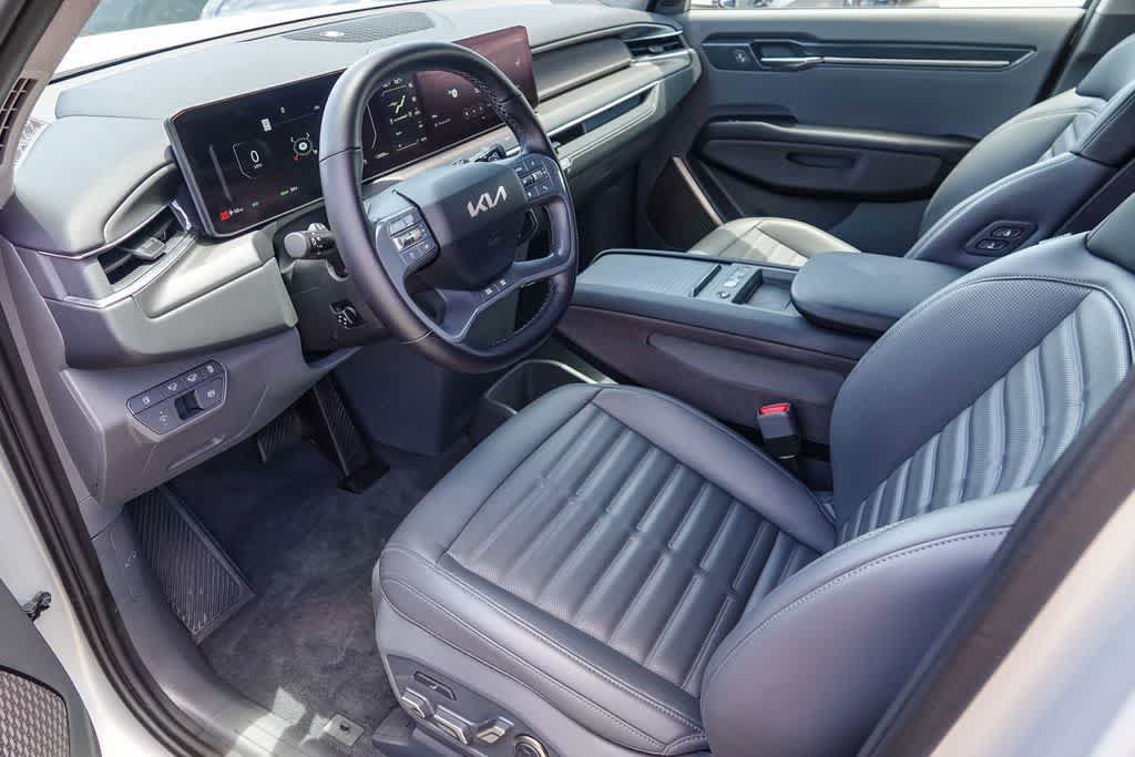 Certified 2024 Kia EV9 Land AWD/4WD image 15