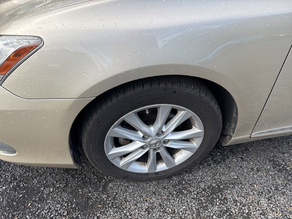 Used 2011 Lexus ES 350 image 15