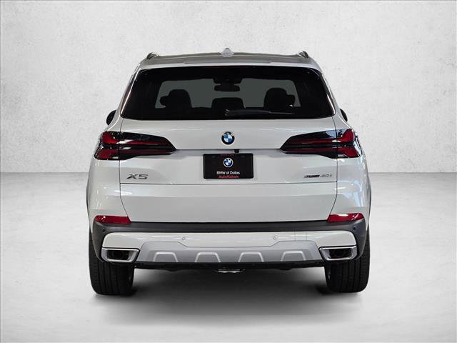 Certified 2026 BMW X5 sDrive40i w/ Parking Assistance Package RWD image 6