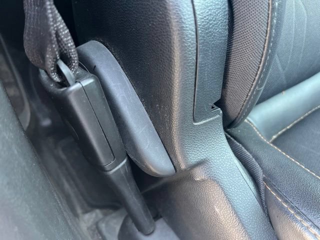 Used 2018 Chevrolet Trax LT w/ LT Convenience Package FWD image 36