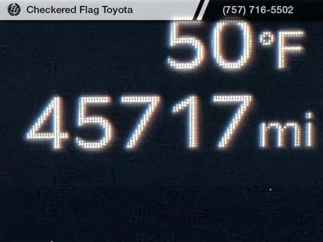 Used 2024 Kia Sorento S image 12