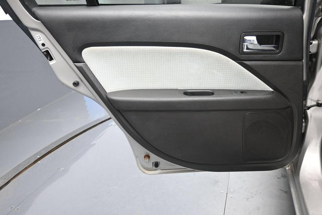 Used 2008 Mercury Milan FWD image 20