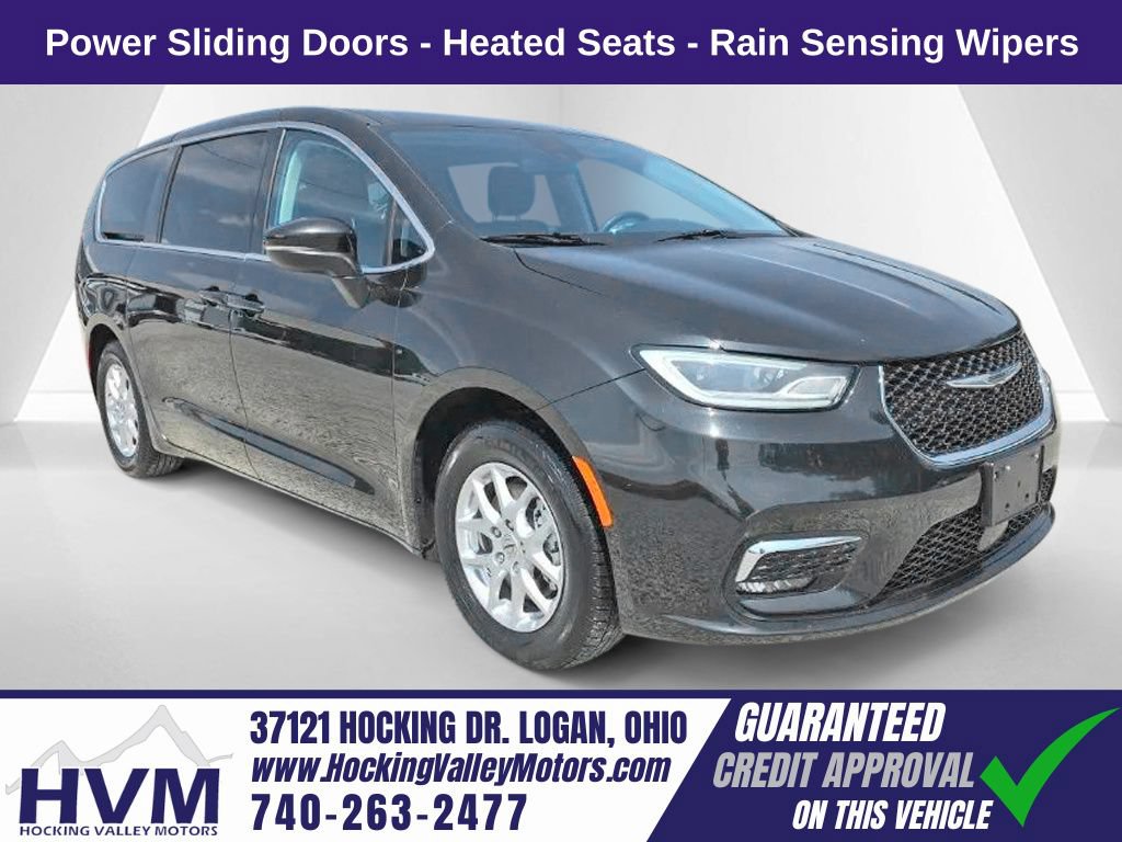 Used 2023 Chrysler Pacifica Touring-L