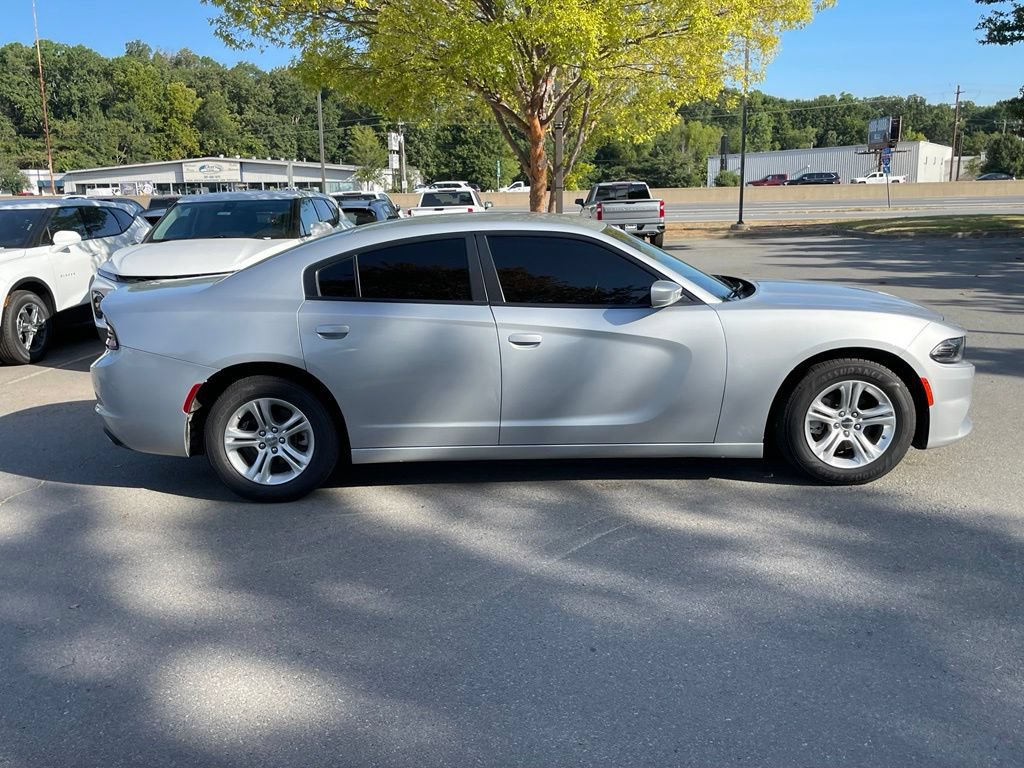 Used 2022 Dodge Charger SXT RWD image 8