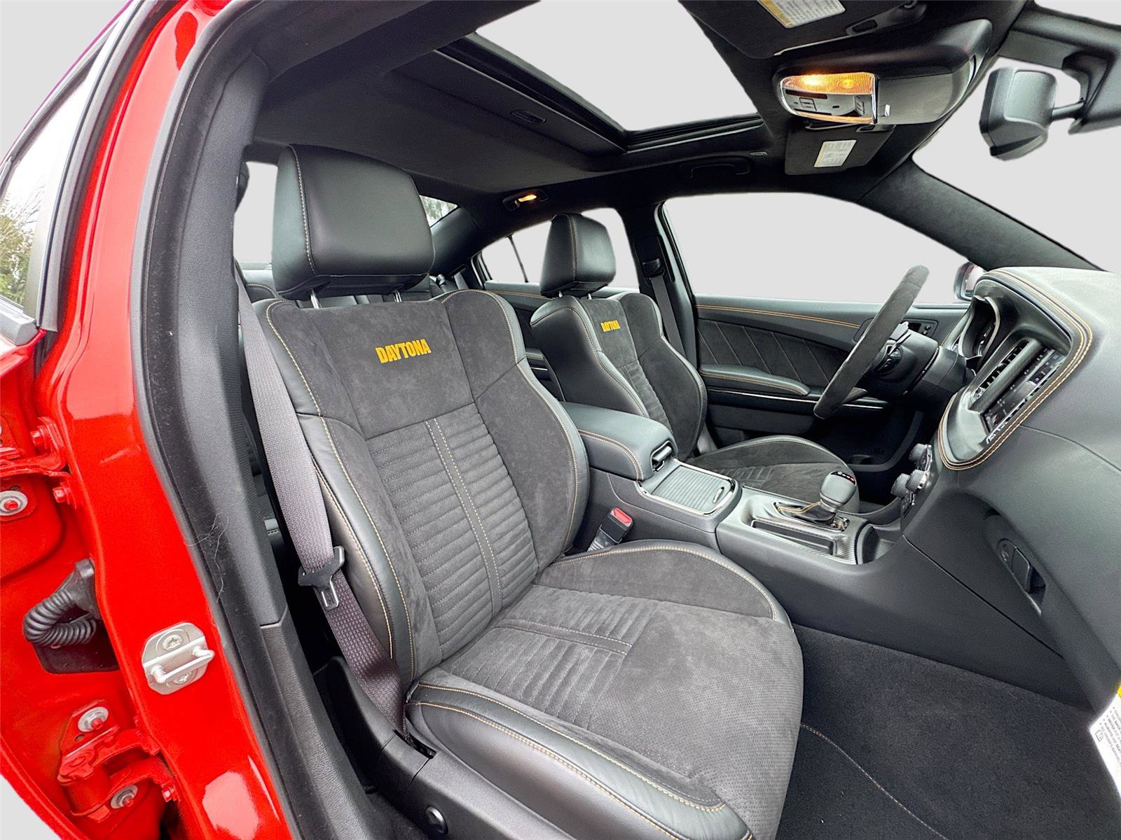 Used 2023 Dodge Charger SRT Hellcat image 28