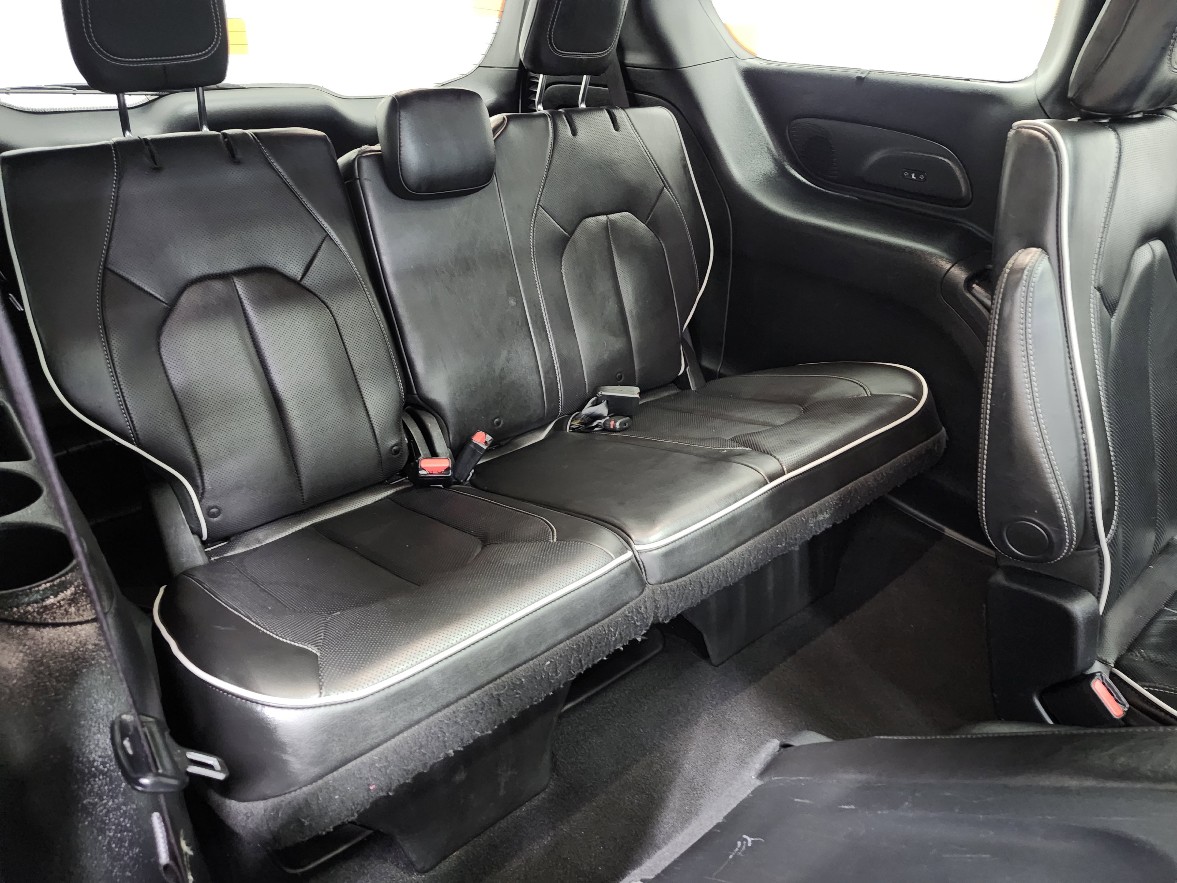 Used 2019 Chrysler Pacifica Limited w/ Advanced Safetytec Group image 20