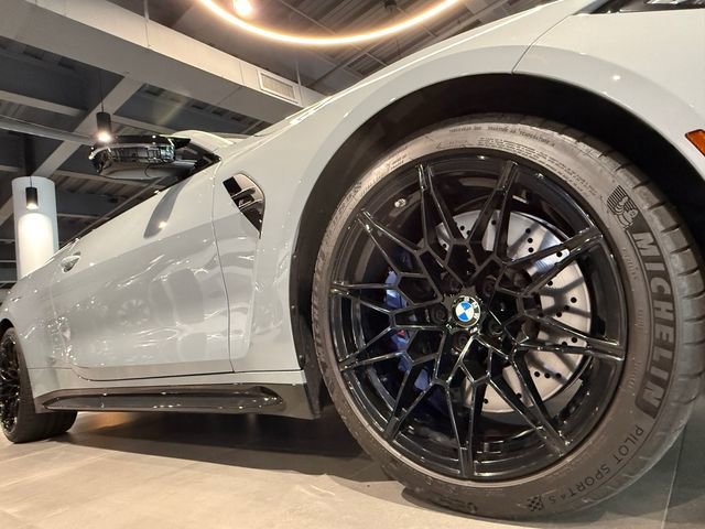 Used 2022 BMW M4 xDrive Competition AWD/4WD image 9