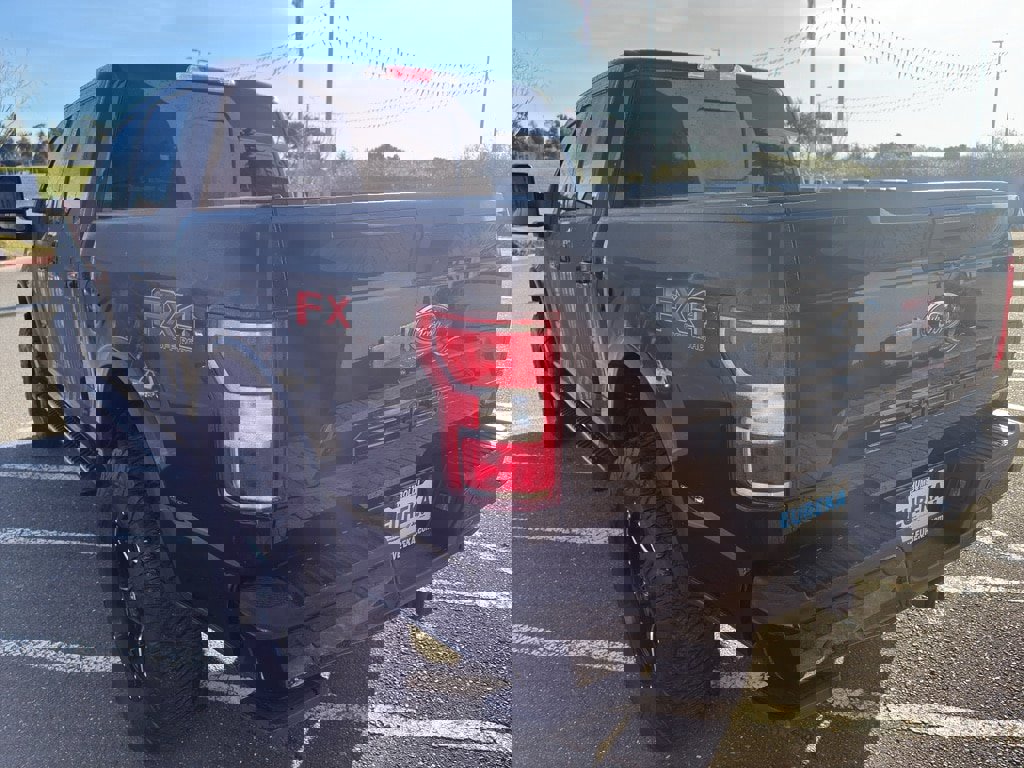 Used 2018 Ford F150 XLT w/ Equipment Group 302A Luxury image 20