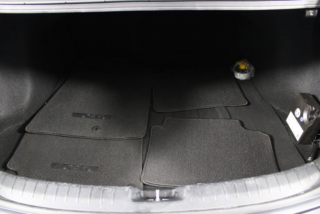 Used 2021 Kia Forte LXS image 16