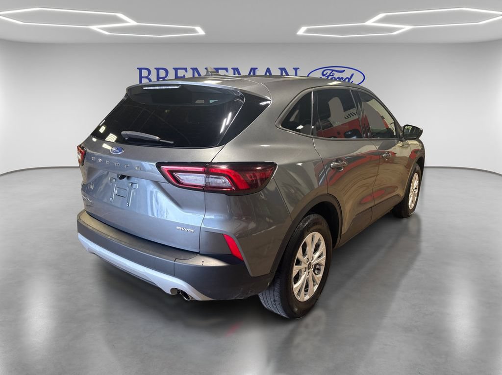 Certified 2025 Ford Escape Active AWD/4WD image 6