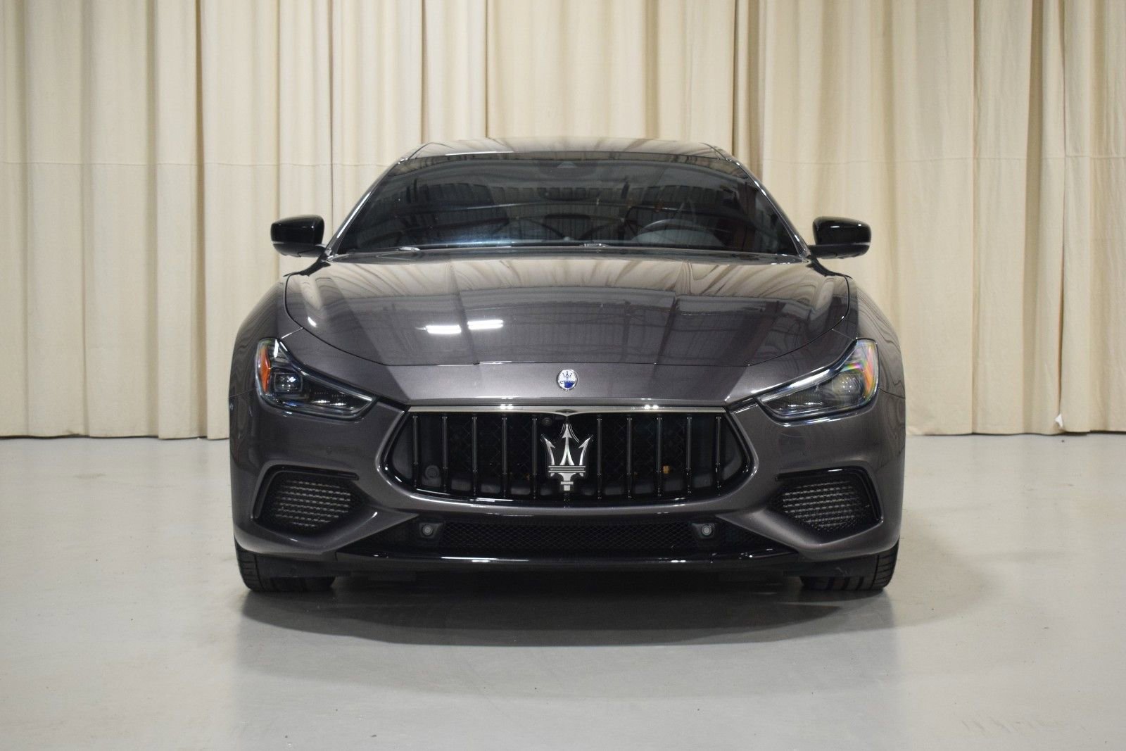 Certified 2023 Maserati Ghibli Modena Q4 AWD/4WD image 9